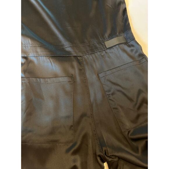 Elegant Black Jumpsuit - Picture 15 of 15